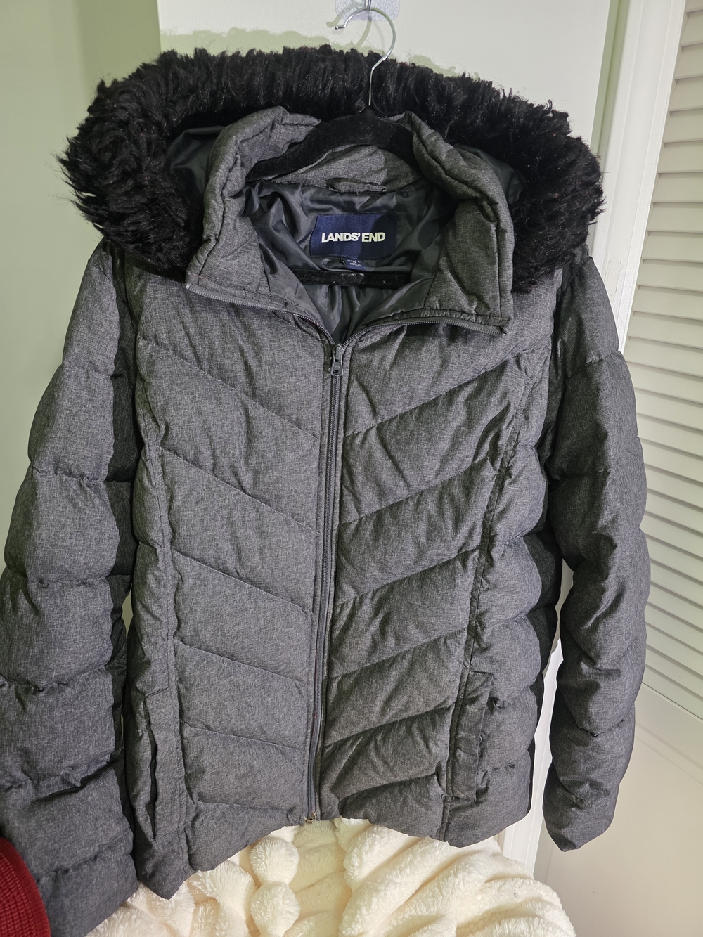 Lands' End Women's Gray Puffer Jacket with Faux Fur Hood